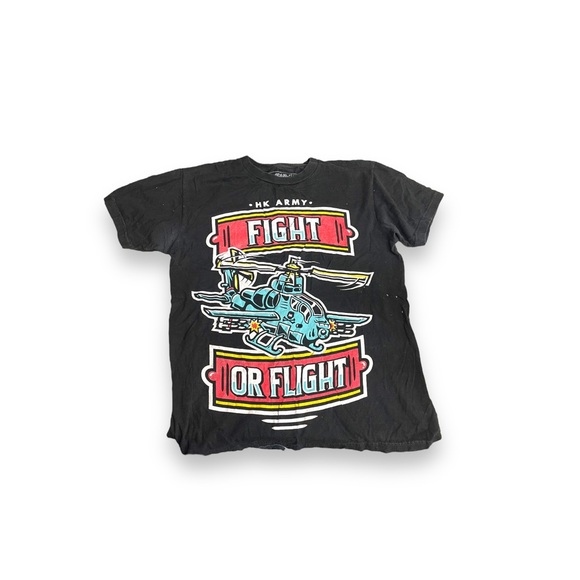 ✨BOYS BLACK TEE✨ - Picture 1 of 4